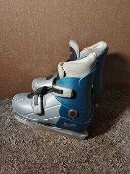 Dětské nastavitelné brusle na led velikost 33-36