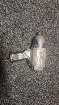 Pneumatický Rázový utahovák it250 - 1