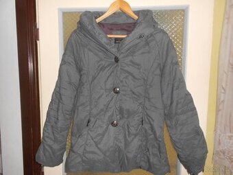 Zimní bunda.