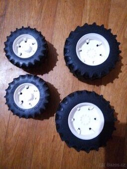 2 kola zadní 2predni kola Bruder