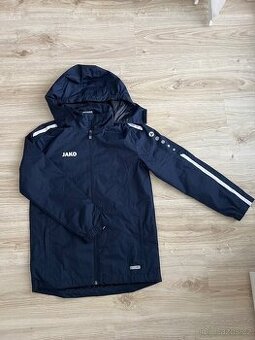 Sportovní bunda s kapucí