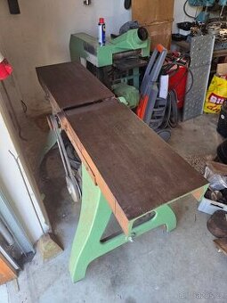 Hoblovka - srovnávací frézka