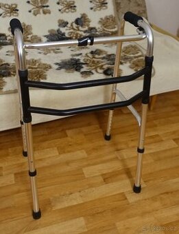 Chodítko pro seniory hliníkové, nastavitelné