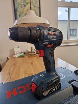 Bosch Akumulátorový vrtací šroubovák GSR 18V-50