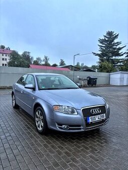 🚗 Audi A4 2.0 benzín (96 kW), r. 2009 - 1
