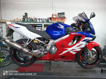 Honda CBR 600 F - 1