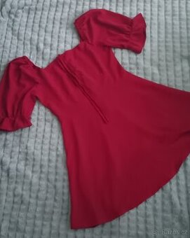 Červené letní šaty vel. M, Shein