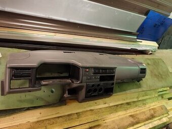 Interiér VW T4 Multivan