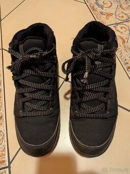 Pánské zimní turistické polovysoké nepromokavé boty SH 100 -