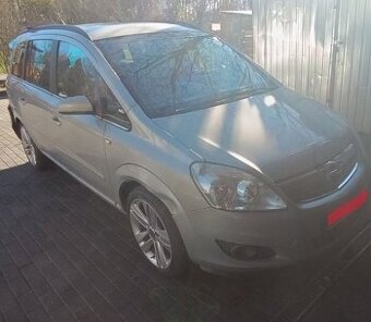 Prodám díly z Opel Zafira 1.8 16v 103kw Z18XER.Blatník, nára