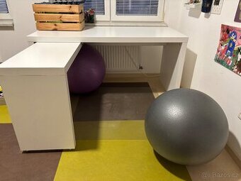 Pracovní stůl ikea