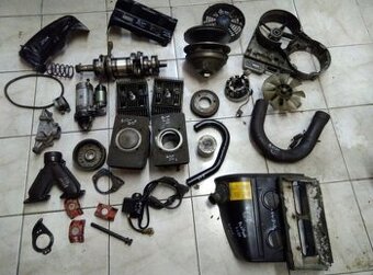 Části motoru Rotax 503 Bombardier