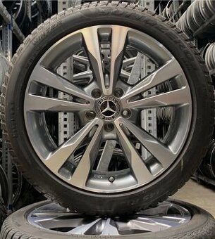 Mercedes R18 7,5J x18 Et44 Originál W205 V-class