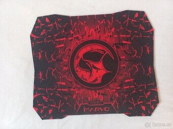 Podložka pod myš - 2 kusy + vyndavač kláves