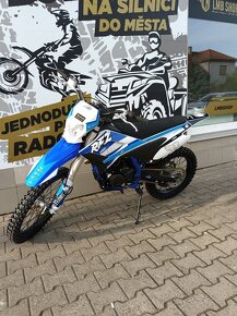 Pitbike Thunder 250cc 21/18 modrá, možnost splátek - 1