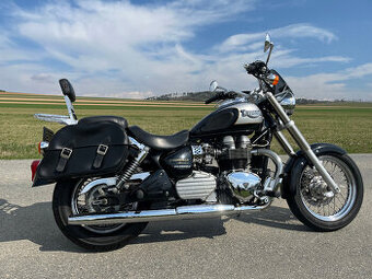 Triumph Bonneville America