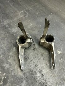 uchycení předního světla Honda Xbr 500