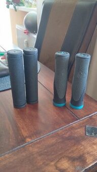daruji 2 páry gripů - rezervace - 1