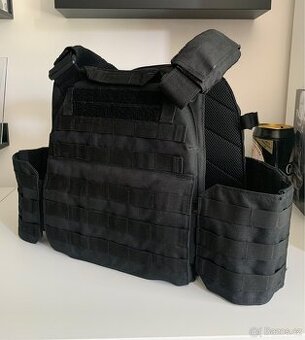 Nosič plátů Defcon 5