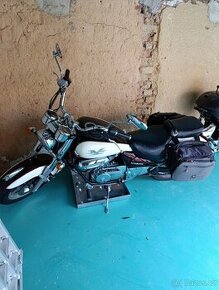 Hyosung agila GV 250