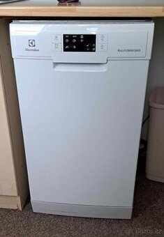 Myčka Electrolux