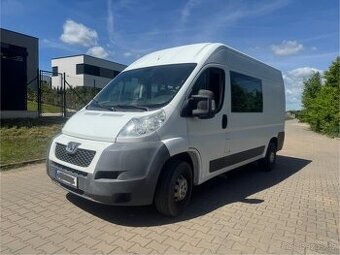 Prodám Peugeot Boxer 2.2HDi r.v. 2011 6 míst