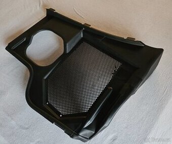 Kryt Audi A8/S8 D2