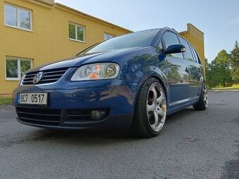VW Touran 1T1