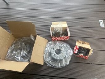 Komplet zadní brzdy Mercedes C 180 W202