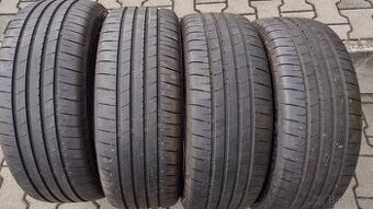 Letní pneu 215/55 R18 Bridgestone jako nové