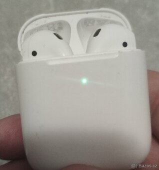 PRODÁM nebo VYMĚNÍM. - ORIGINÁL APPLE IPODS 2