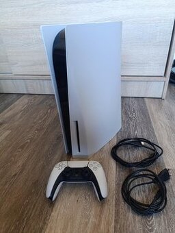 PS5 s mechanikou