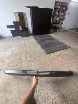 Přední pod naraznik bmw e30