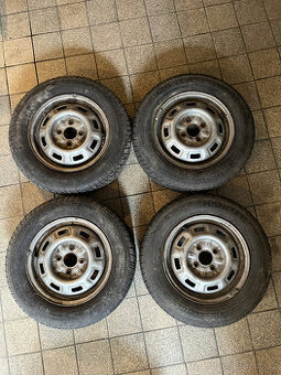4x98 kola Škoda Favorit