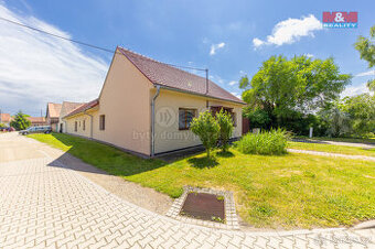 Prodej zemědělské usedlosti 263m² s pozemkem 1250m², Šumice - 1