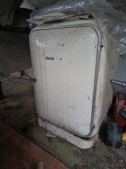 Retro lednice Elektrosvit