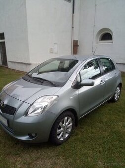 Toyota Yaris 1.3 VVTi 64kw rok 2008 Team edition