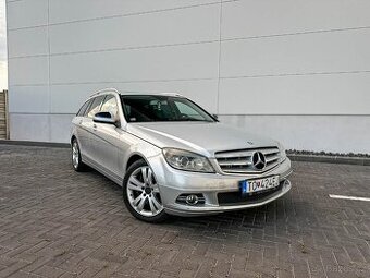 Mercedes-Benz C trieda Kombi 320 CDI Avantgarde A/T 4-matic