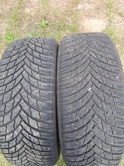 215/55/17 98V