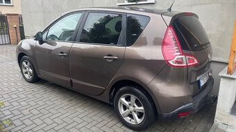 Renault Scenic 1,6i najeto poctivých 157 tis.km, tažné
