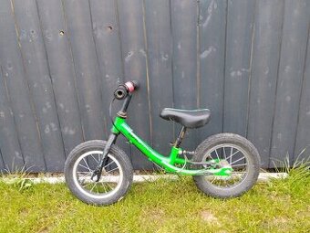 dětské odrážedlo