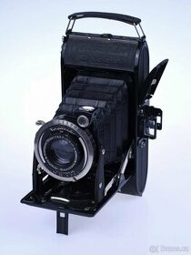 Voigtlander BESSA Anastigmat Skopar 4.5 / 10.5 Compur