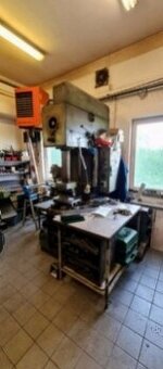 PYE 25 S hydraulický lis k dispozici