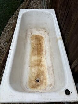 Smaltovaná litinová vana