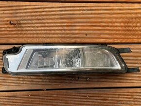 Volkswagen Passat B8 levé mlhové světlo