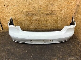 ZADNÍ NÁRAZNÍK VW PASSAT B7 SEDAN