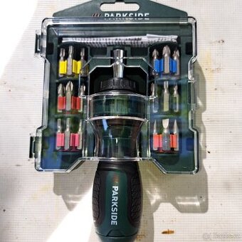 Ráčnový šroubovák.