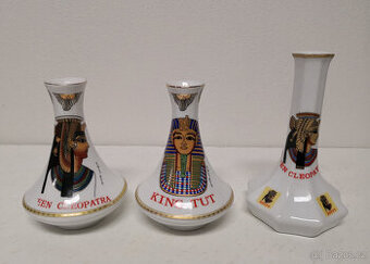 Porcelánové vázy s egyptským dizajnom