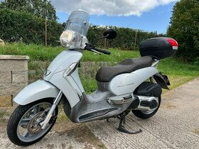 APRILIA SCARABEO 400