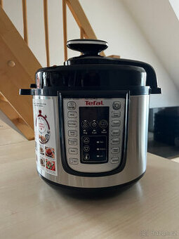 Multifunkční hrnec Tefal CY505E30 All In One Pot